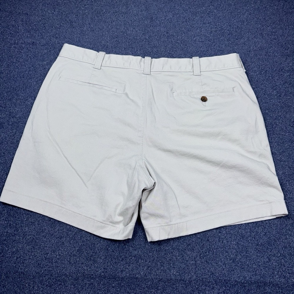 J.Crew Men's 7-Inch Inseam Chino Shorts Size 36 - Picture 2 of 9